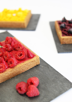 Vegan fruit custard tart